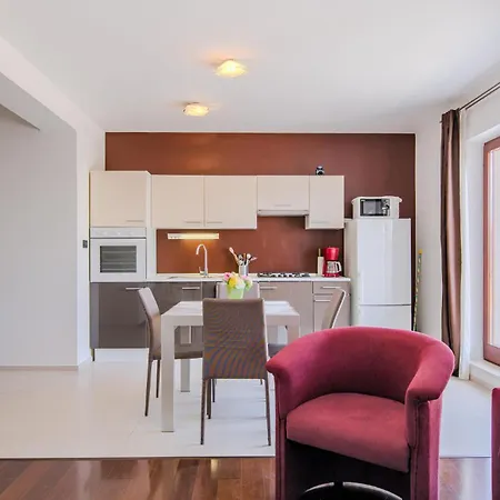 Appartement Stunning In With Wifi