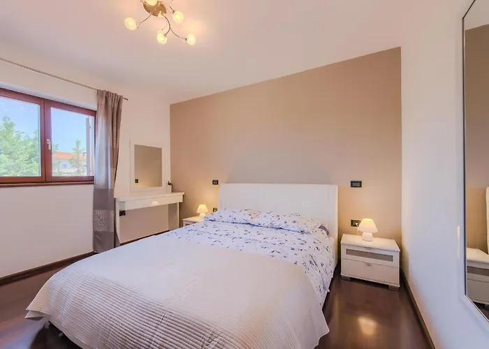 Appartement Beautiful In *